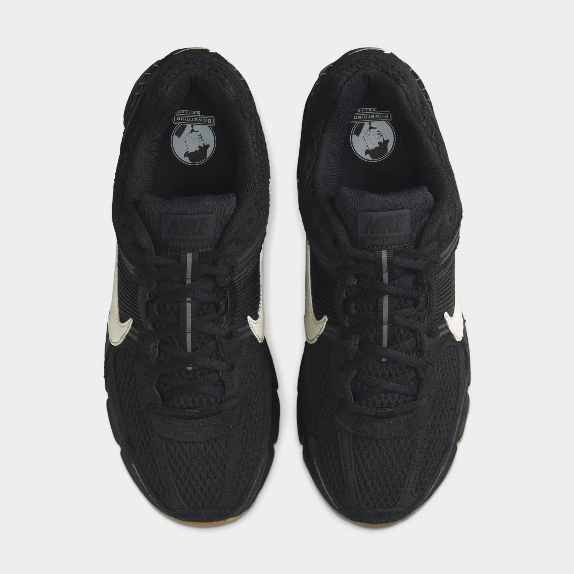 running in a spinning studio shoes Nike Zoom Vomero 5 Black / Coconut Milk - Off Noir