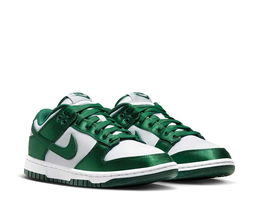 Casual Days Train Hike Nike Dunk Low