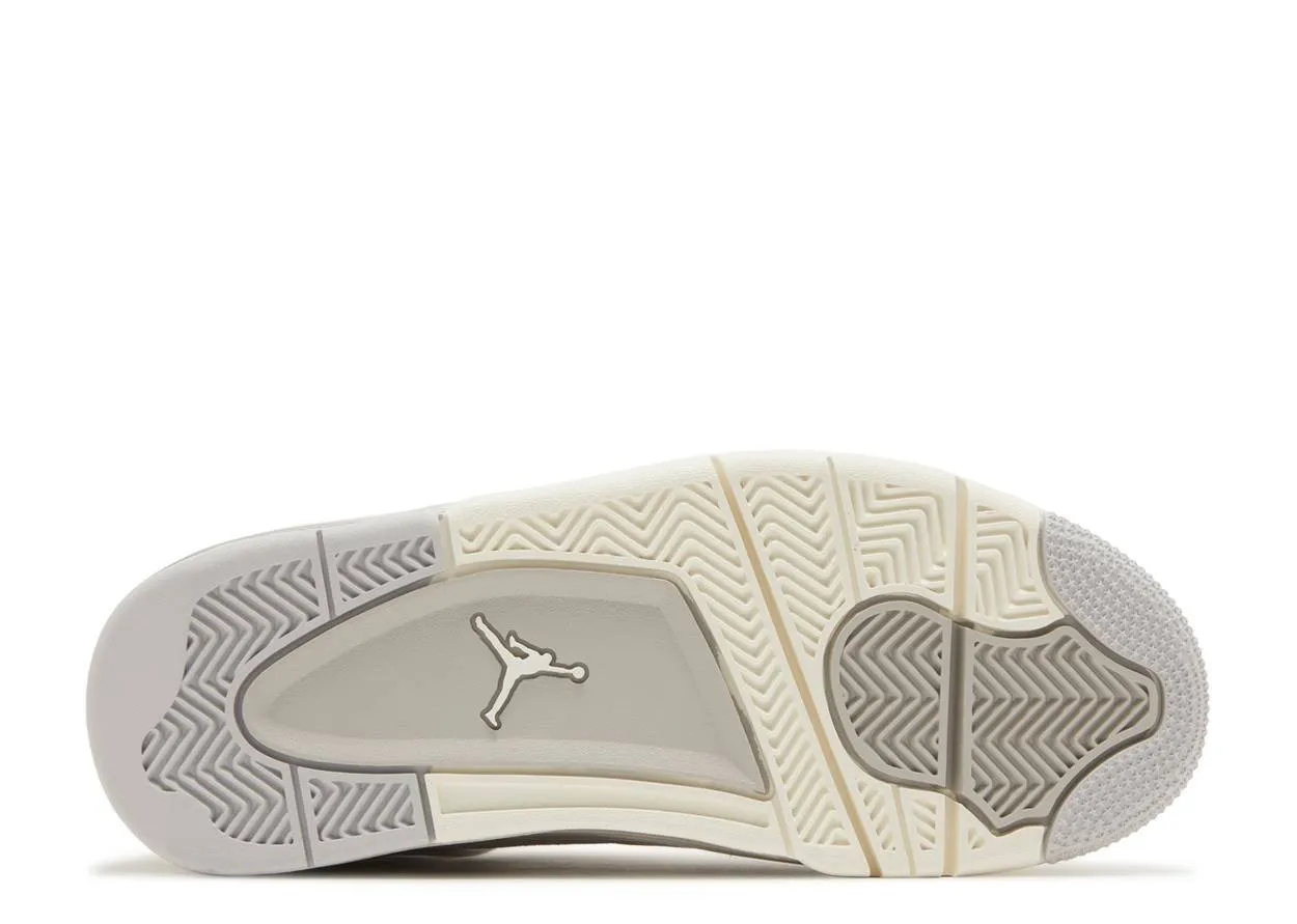 Heat Jog Simple Vibe Air Jordan 4 Retro Frozen Moments