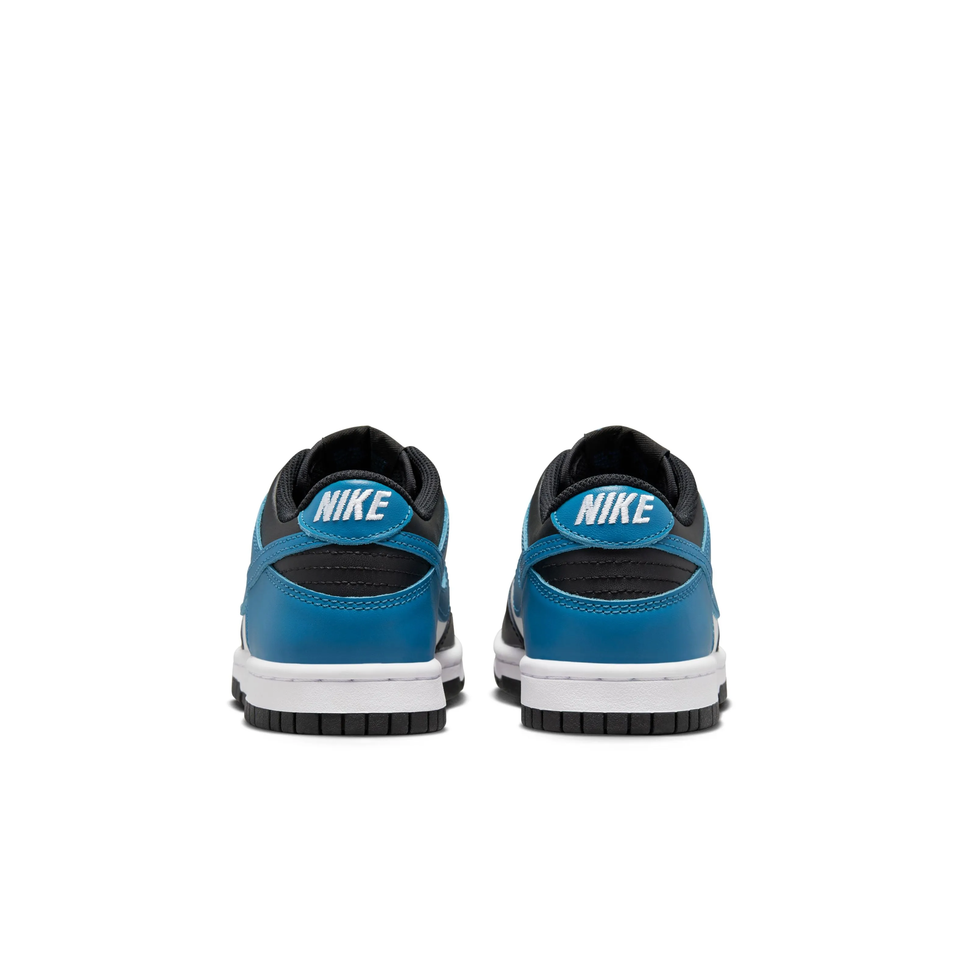 Flex Technology Leisure Fit Dunk Low Lifestyle Shoes