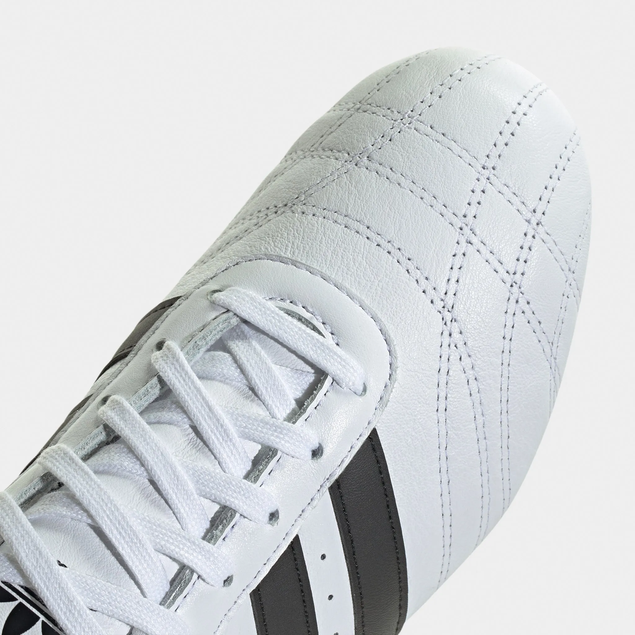 Calm Mood Free Pace adidas Women's Taekwondo Lace White / Black - Gum