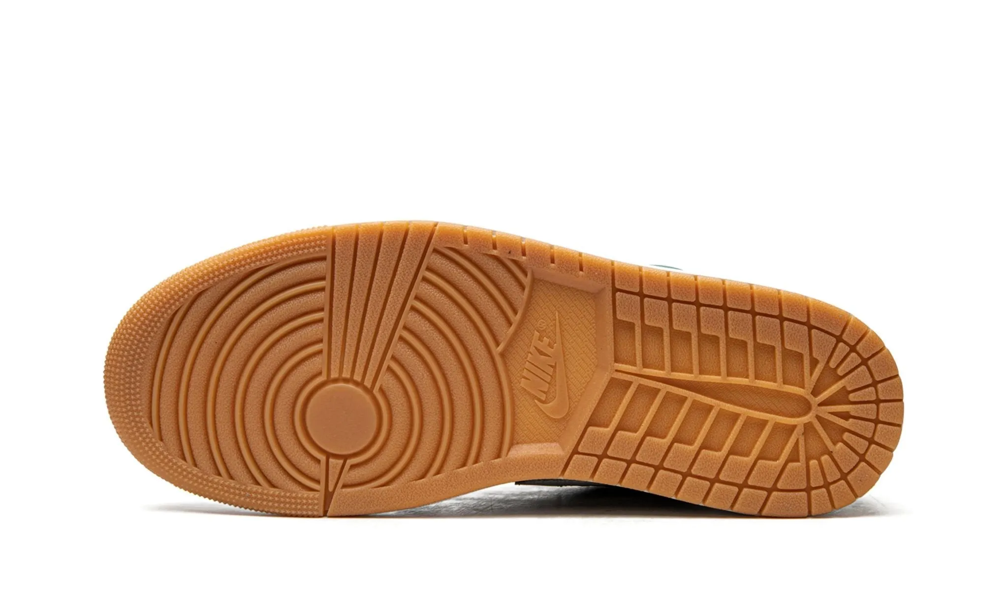 Beauty Walk Air Jordan 1 Low SE Christmas