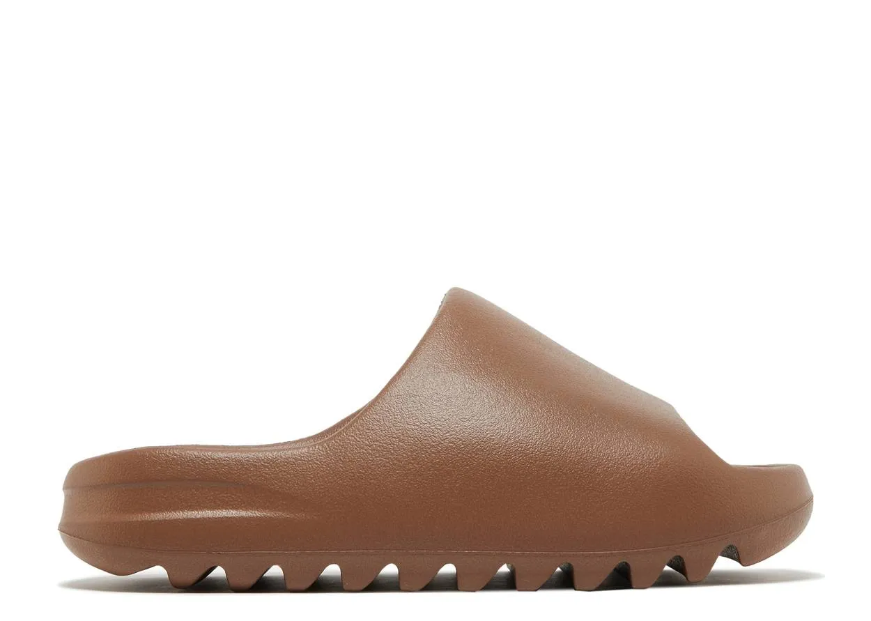 Dawn Walk Adidas Yeezy Slide Flax
