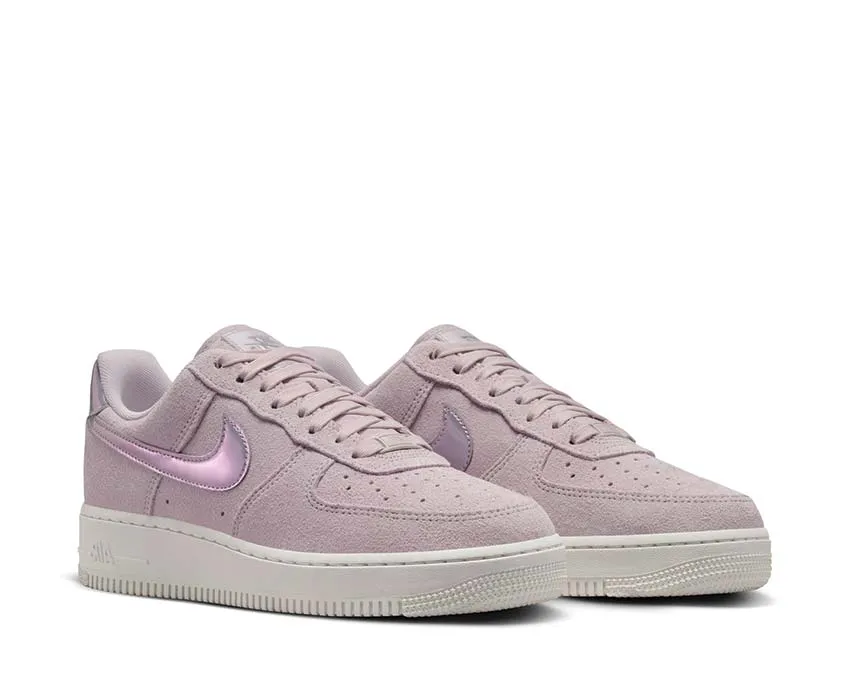 Nike Air Force 1'07 W SE Market Day Parkour Hike