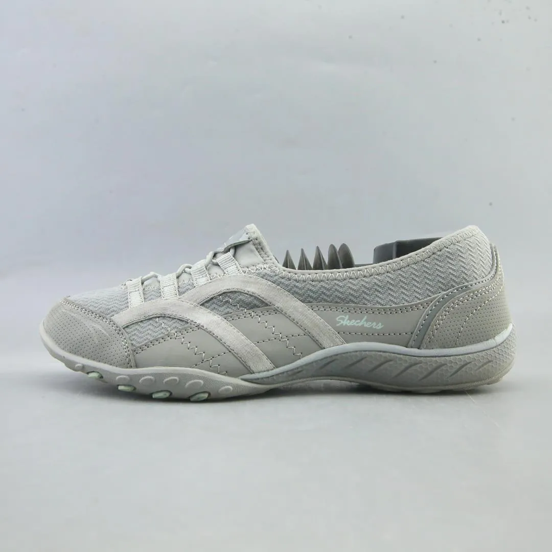 Summer Heat Flexibility SKECHERS BREATHE EASY FAITHFUL