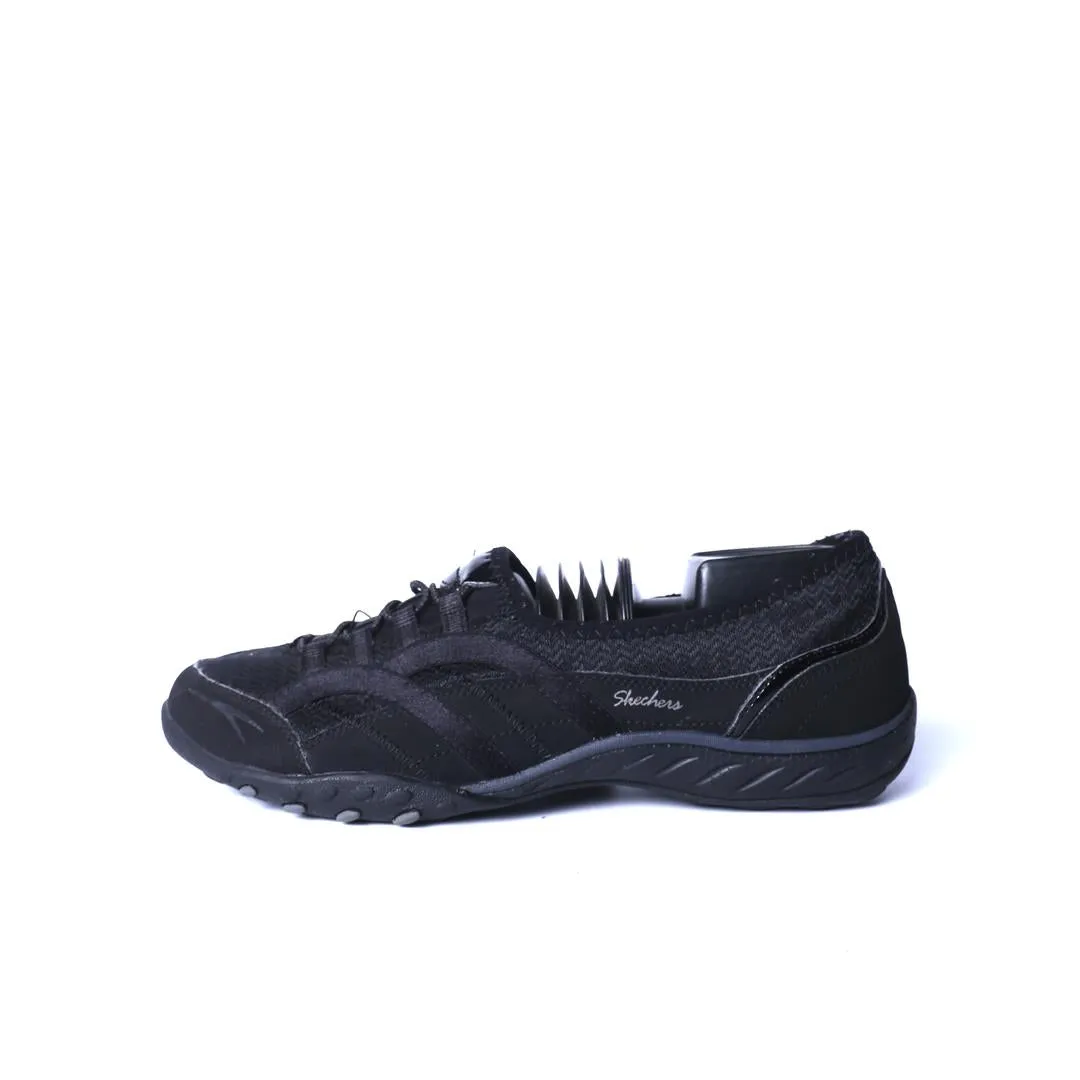 Global Fit Planet Mood SKECHERS RELAXED FIT BREATHE EASY