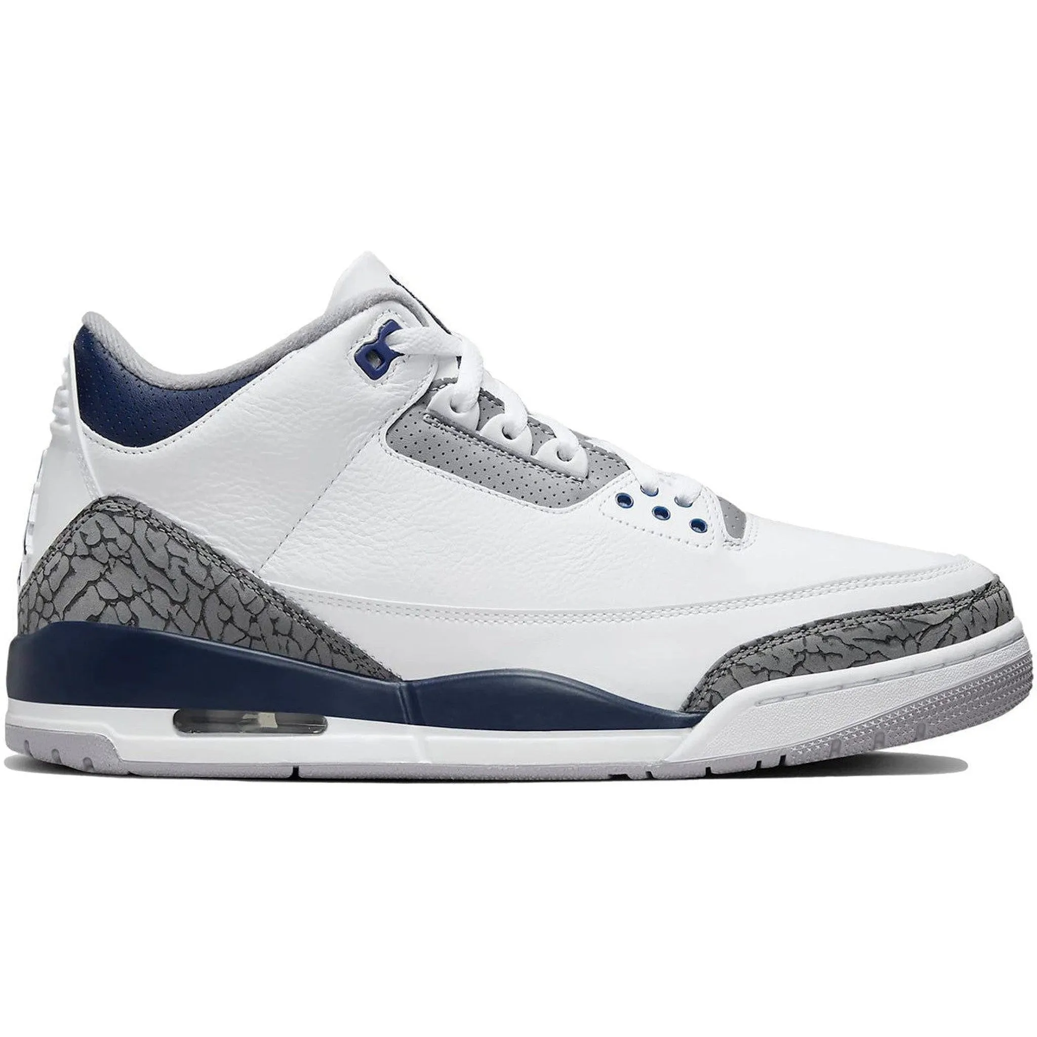 Jordan 3 Retro Midnight Navy Relaxed wear Stain Resistant