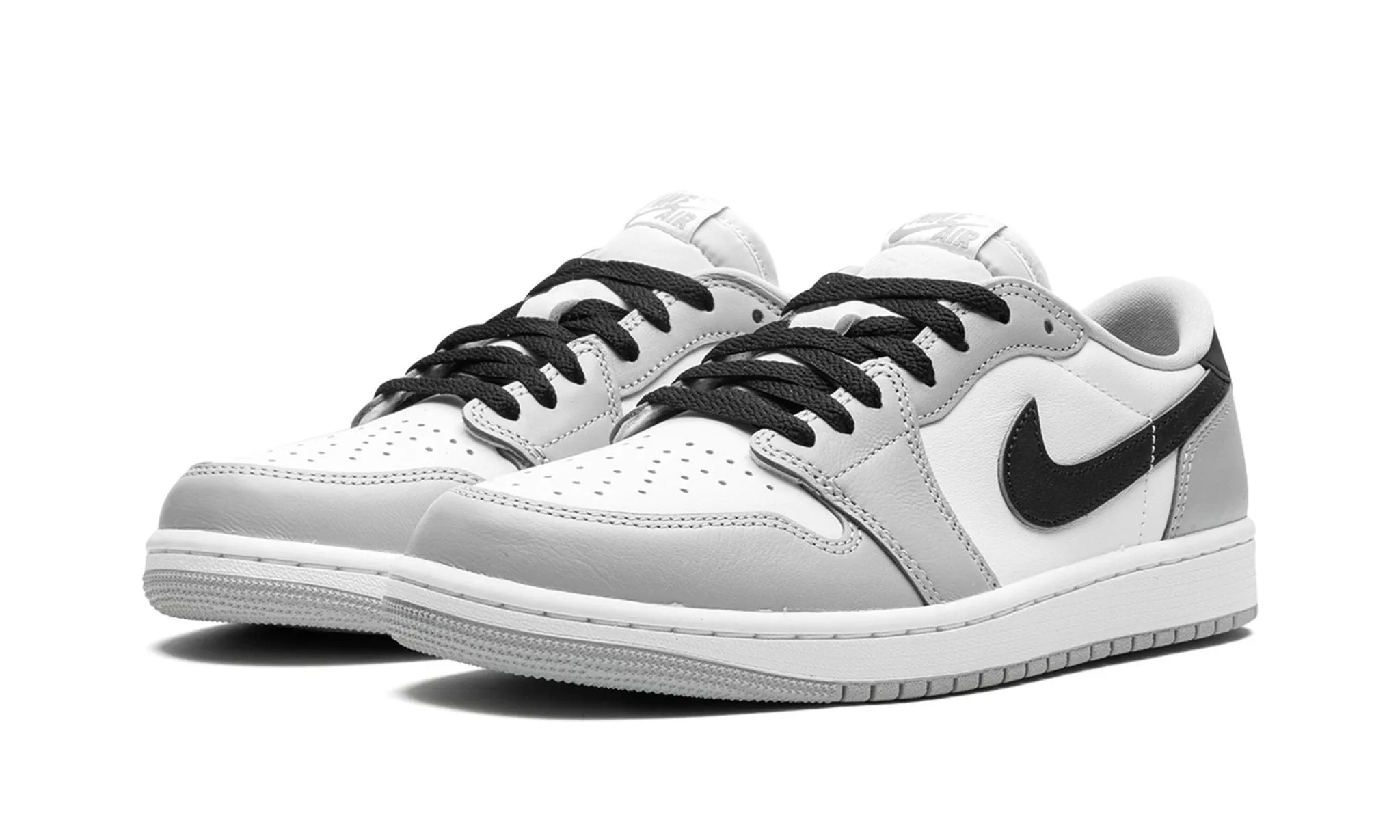 Air Jordan 1 Retro Low OG 'Barons' Star Walk