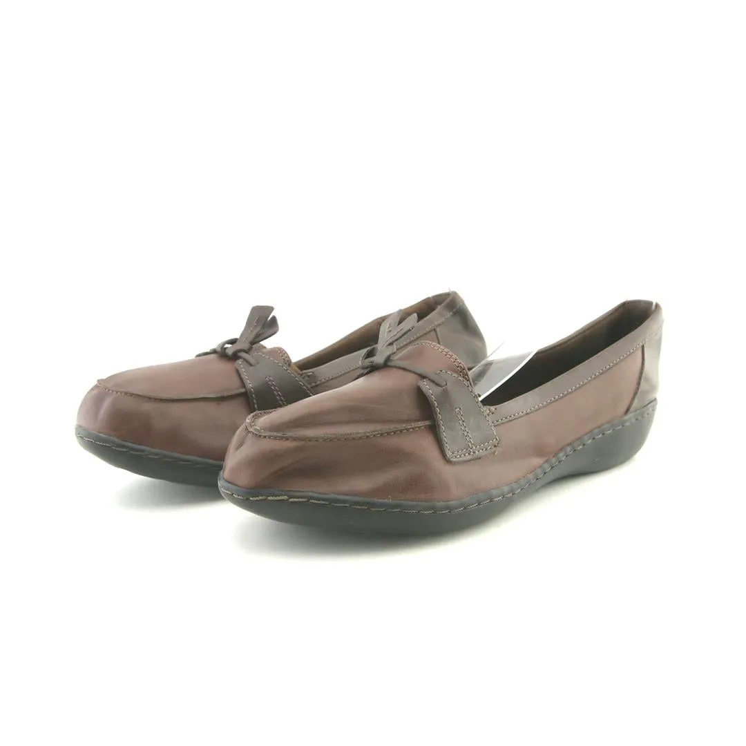CLARKS COLLECTION Wool Warm Cushioned heel