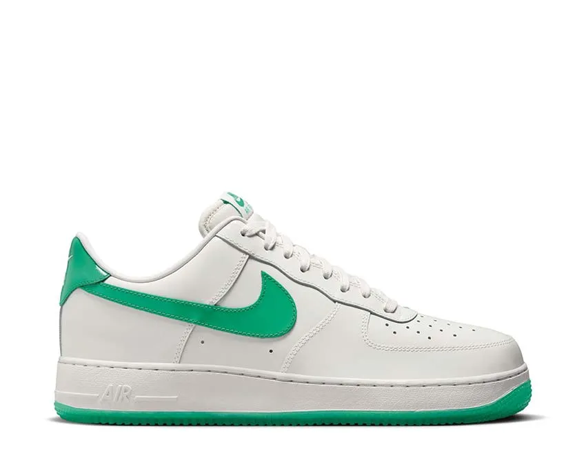 Sunny Walk Nike Air Force 1 '07 Prm