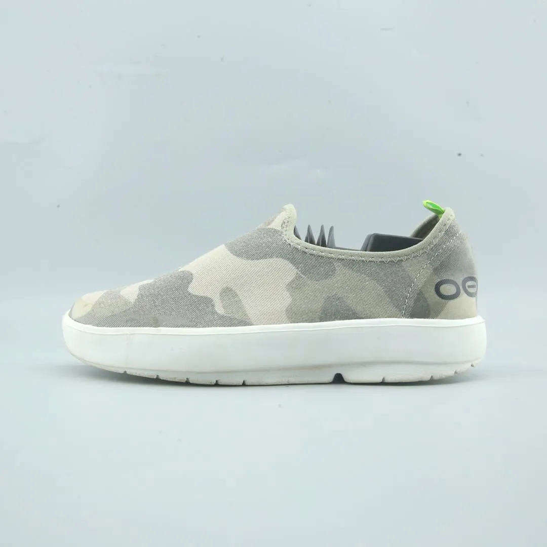 OOFOS OOMG EEZEE LOW All Comfort