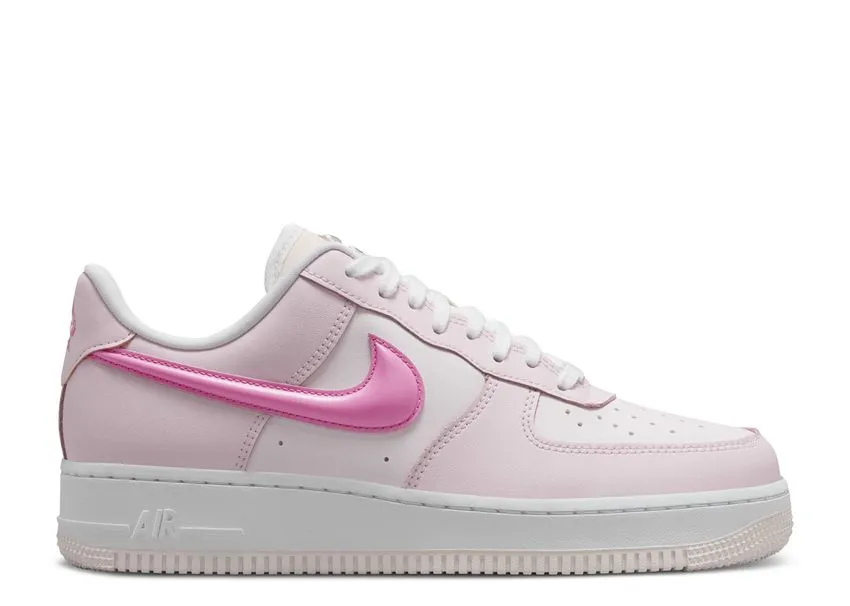 True Comfort Outfit Neutral Nike Air Force 1 '07 LX Pearl Pink Paw Print