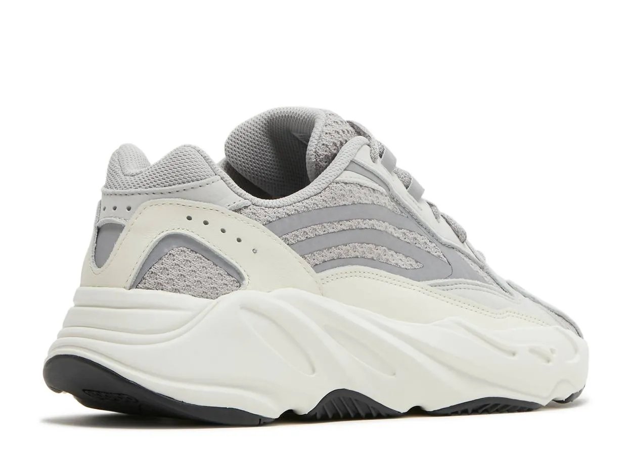 Slip Fit Adidas Yeezy 700 V2 Static