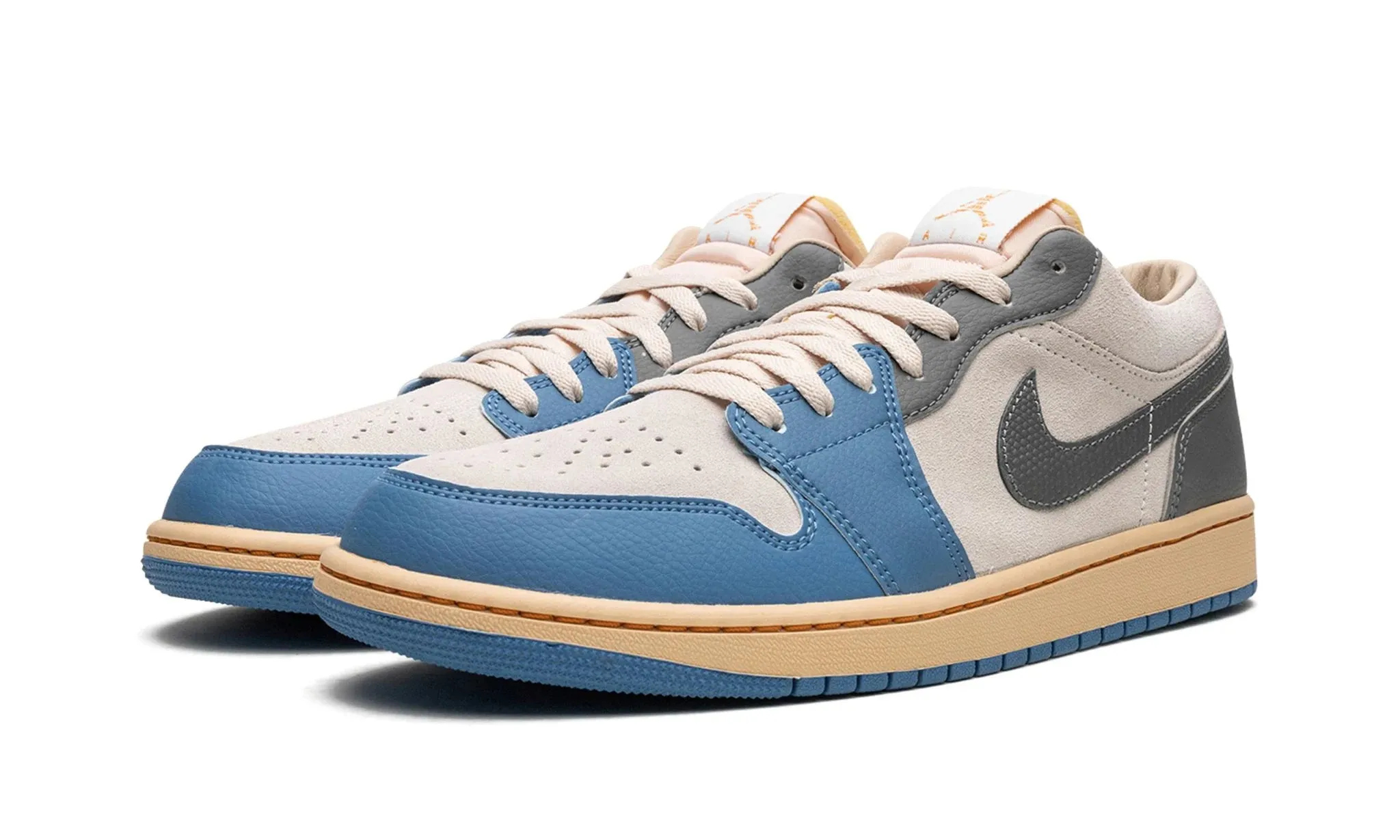 Soft Cushioning Season Ease Air Jordan 1 low SE Tokyo 96