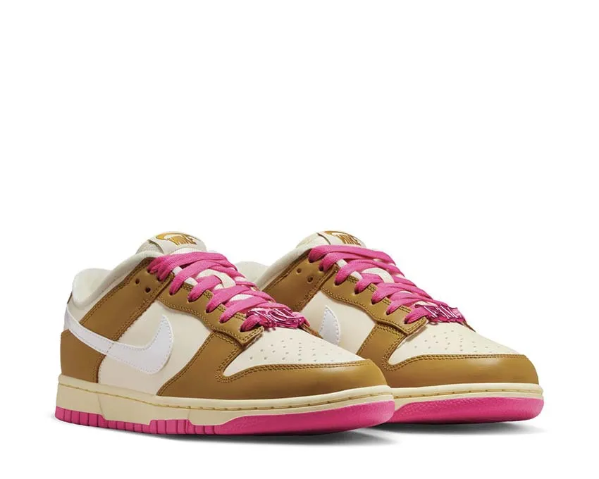 Moist Dry Luxe Look Nike Dunk Low SE W