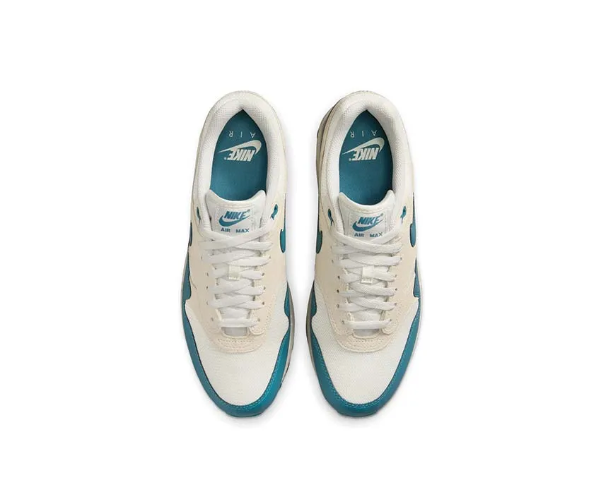 Stride Light Lace   Up Style Nike Air Max 1 "Smokey Blue"
