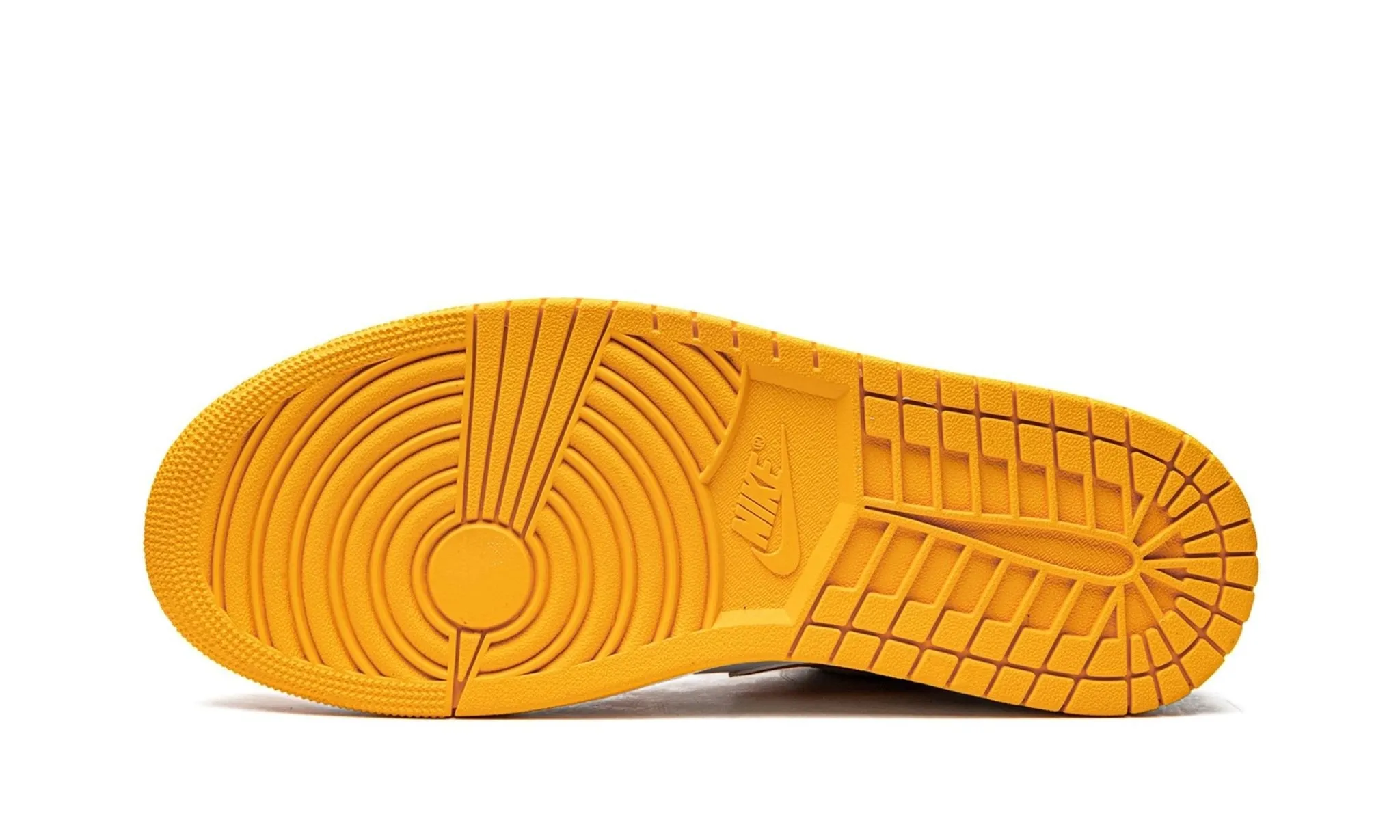 Air Jordan 1 Low Taxi Street Fit Matte Edge