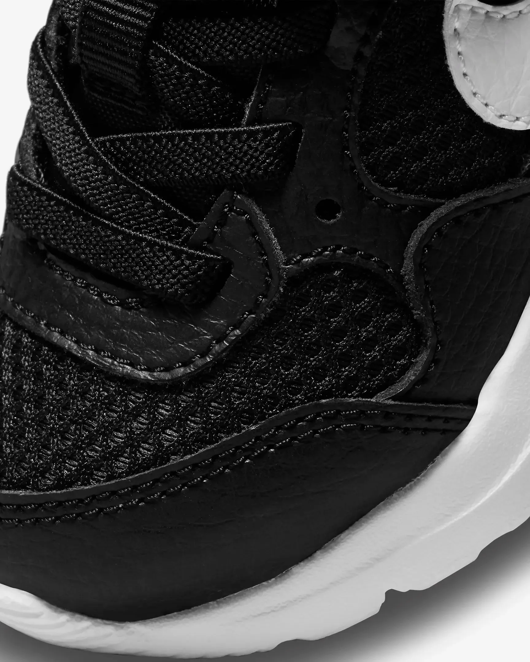 Air Max Sc (Tdv) Lifestyle Shoes Stylish Edge Bus stop