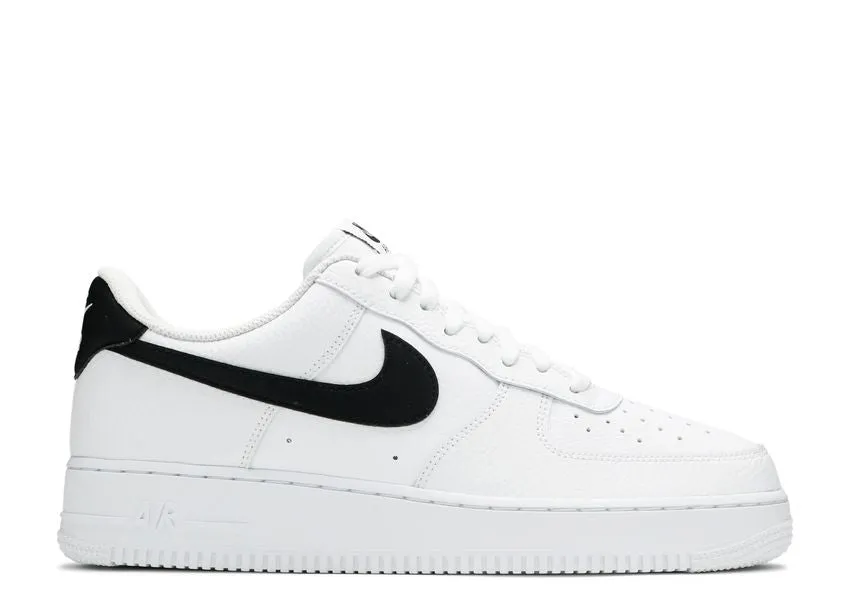 Nike Air Force 1 Low '07 White Black Pebbled Leather Versatile Footwear Fashion Ease