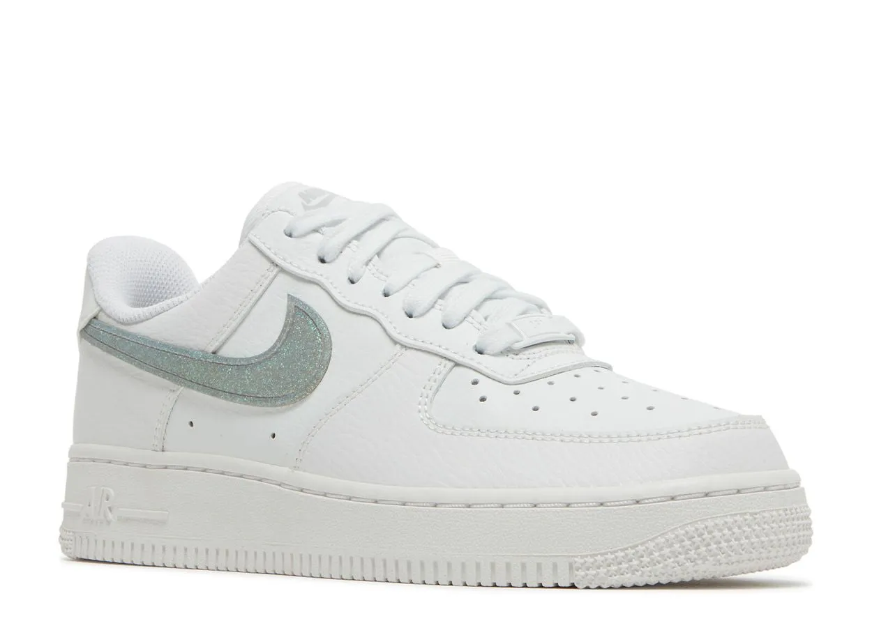 Relaxed Feel Nike Air Force 1 Low White Gold Glitter Swoosh