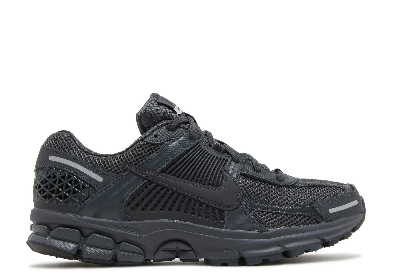 agility running shoe enhancement Nike Zoom Vomero 5 Anthracite