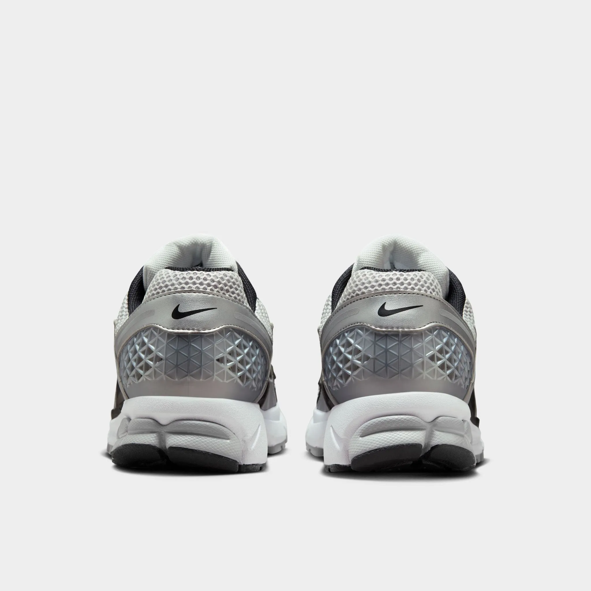 Quick drying material Narrow Nike Zoom Vomero 5 Metallic Silver / Black - Pure Platinum