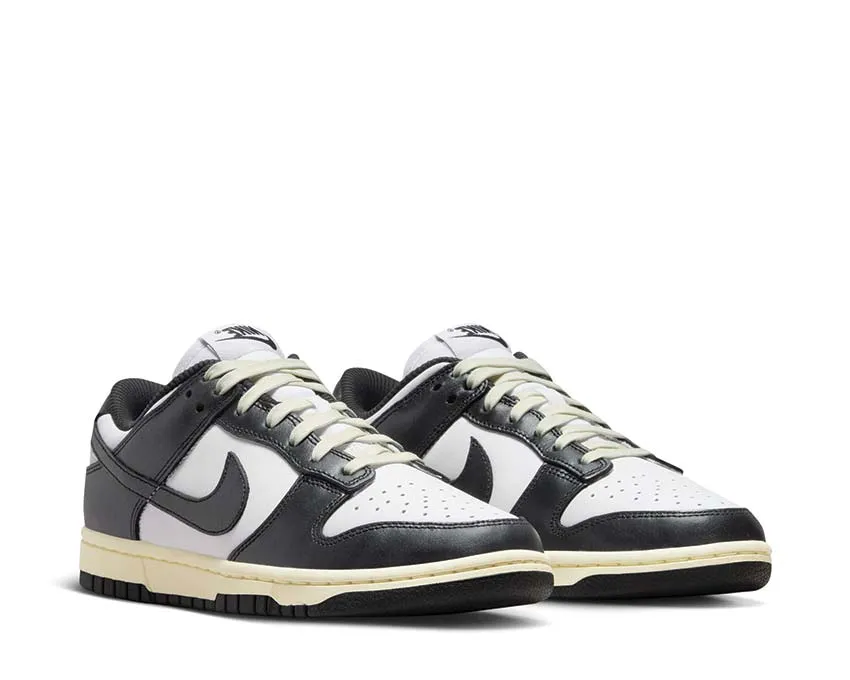 Nike Dunk Low W Weight Balance On Duty