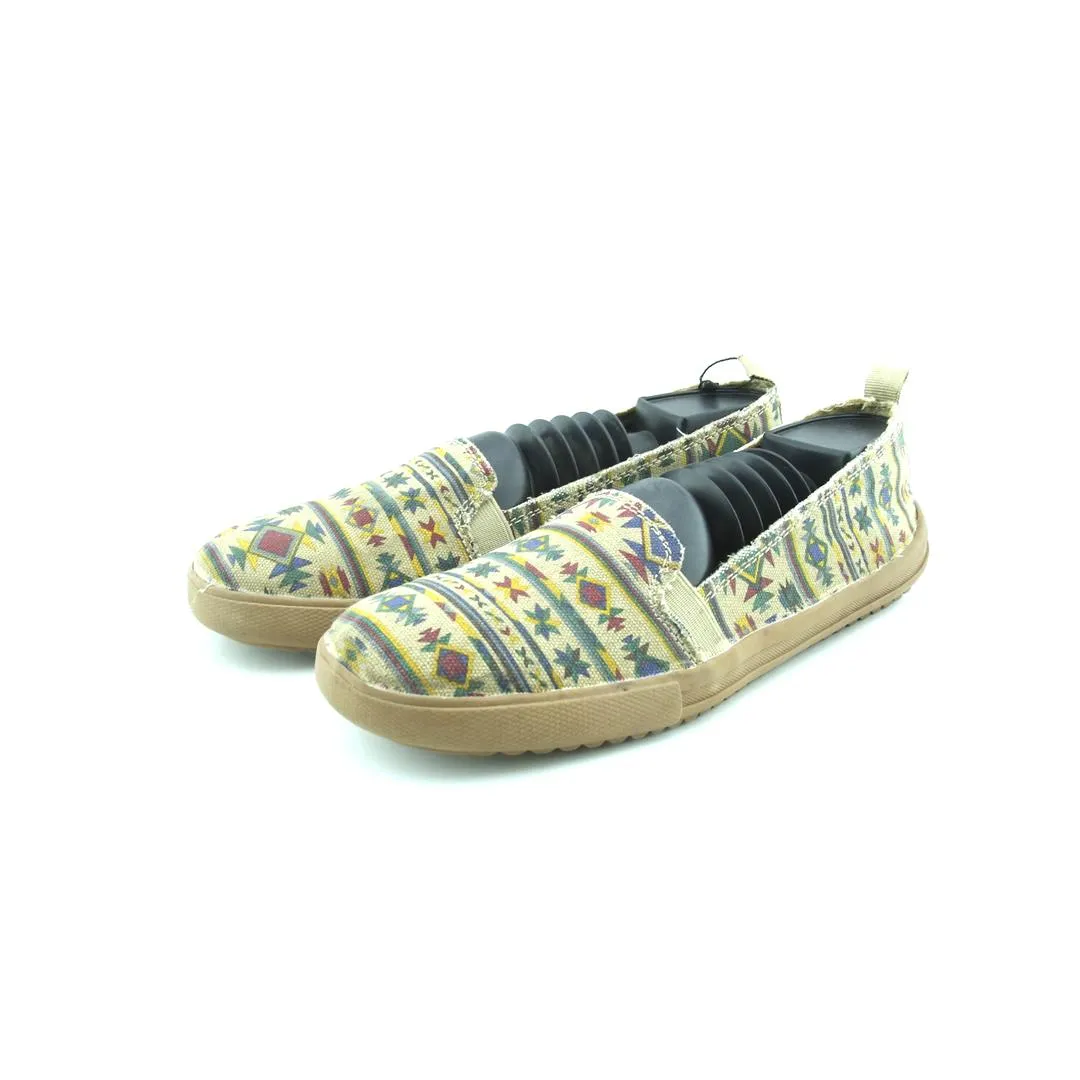 ROCKET DOG K9 Comfort Grip