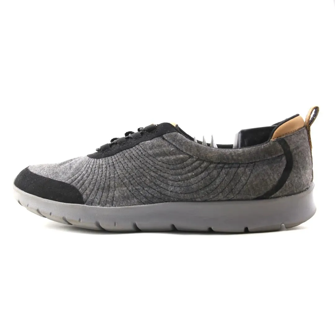 CLARKS CUSHION SOFT Love Glow Island Step