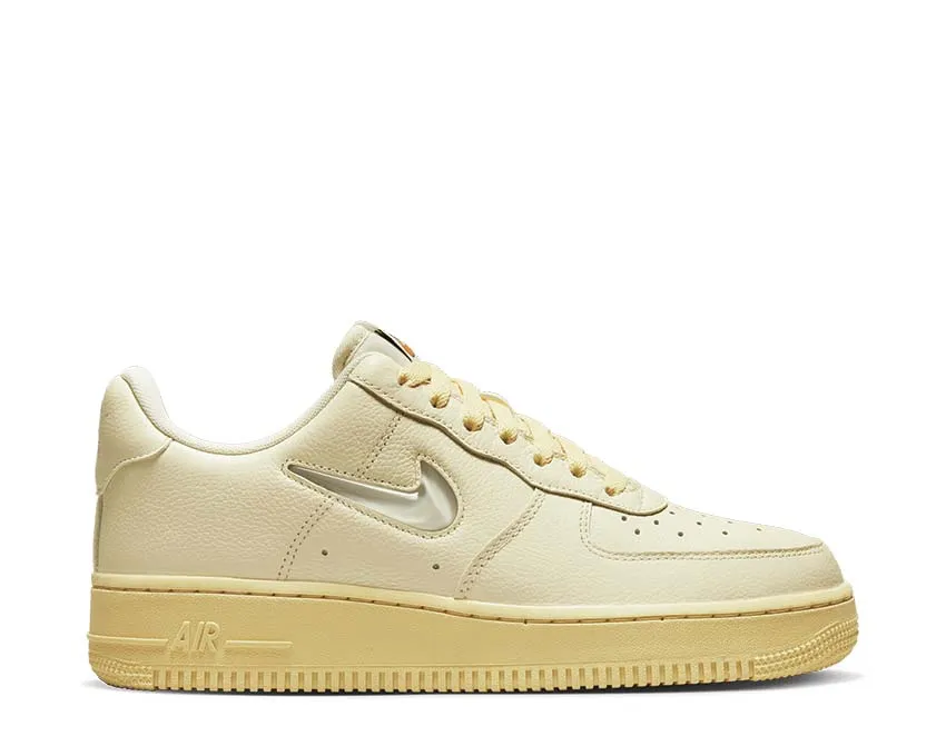Nike Air Force 1 '07 LX Drive Ready Dry Comfort