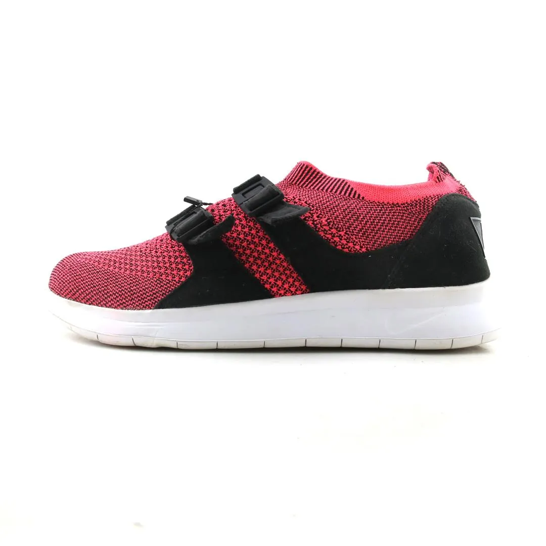 NIKE  AIR SOCK RACER ULTRA FLYKNIT Color Pop