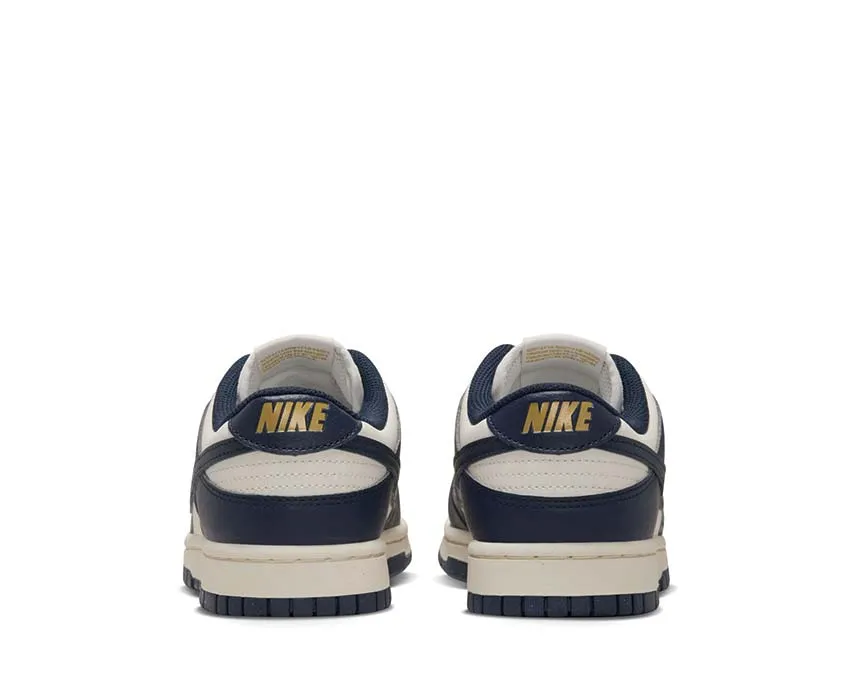 Bus Hop Trendy pick Nike Dunk Low NN W