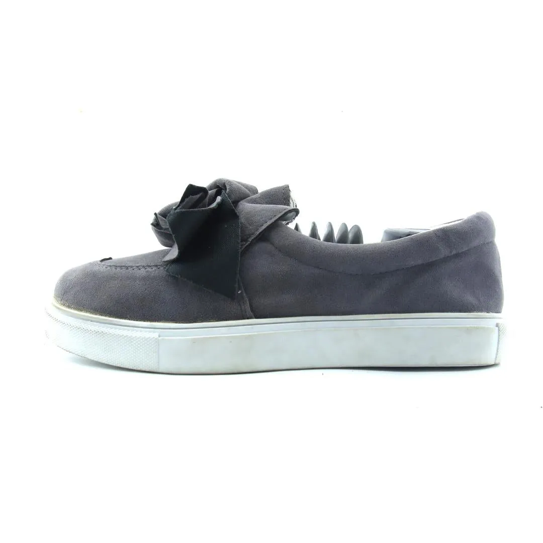 AMERICAN BRAND . Care Ease