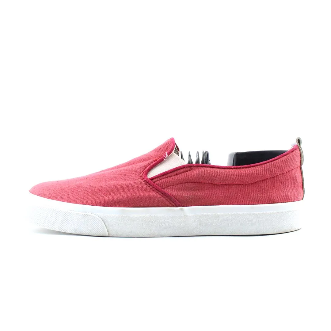 GAP . Clean Step Slim Form
