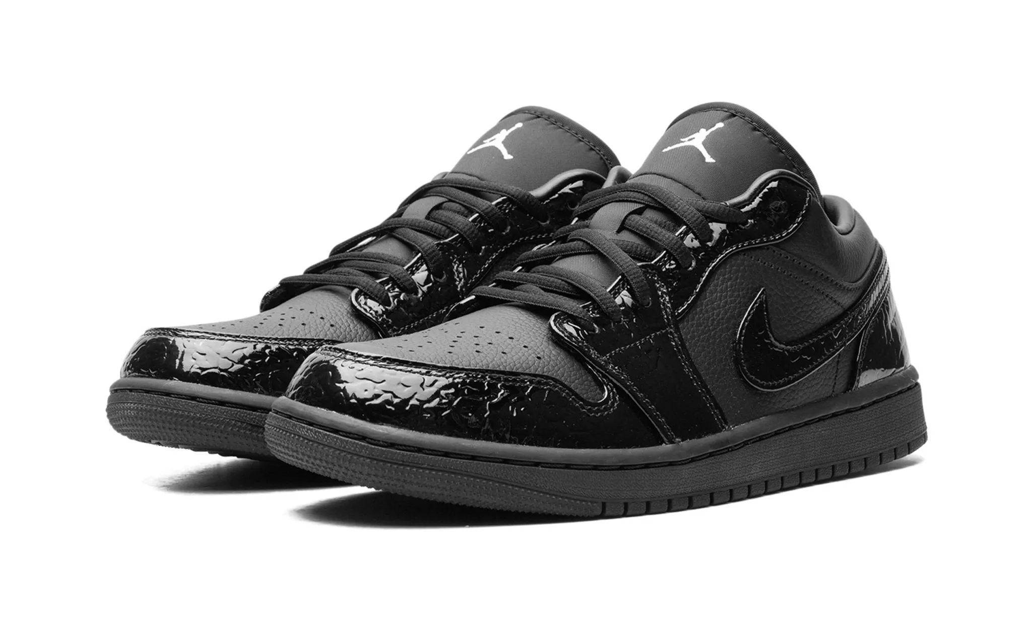 Wmns Air Jordan 1 Low SE 'Black Croc' Swift Glide