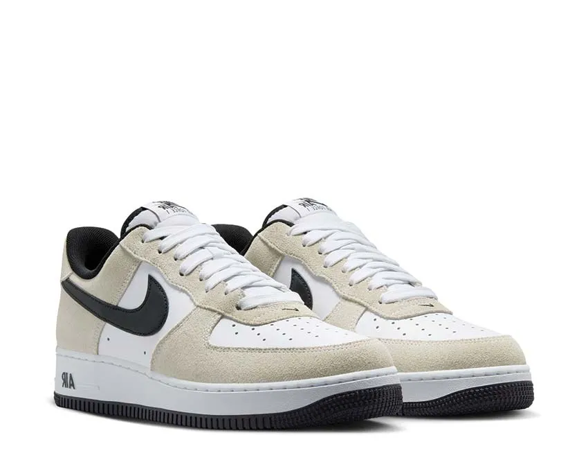 Soft   sole Nike Air Force 1 '07 LV8