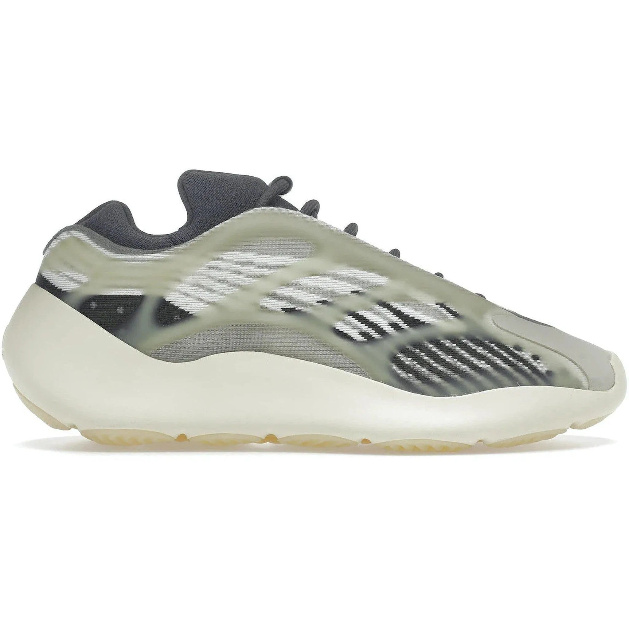 Flip Hike Adidas Yeezy 700 V3 Fade Salt