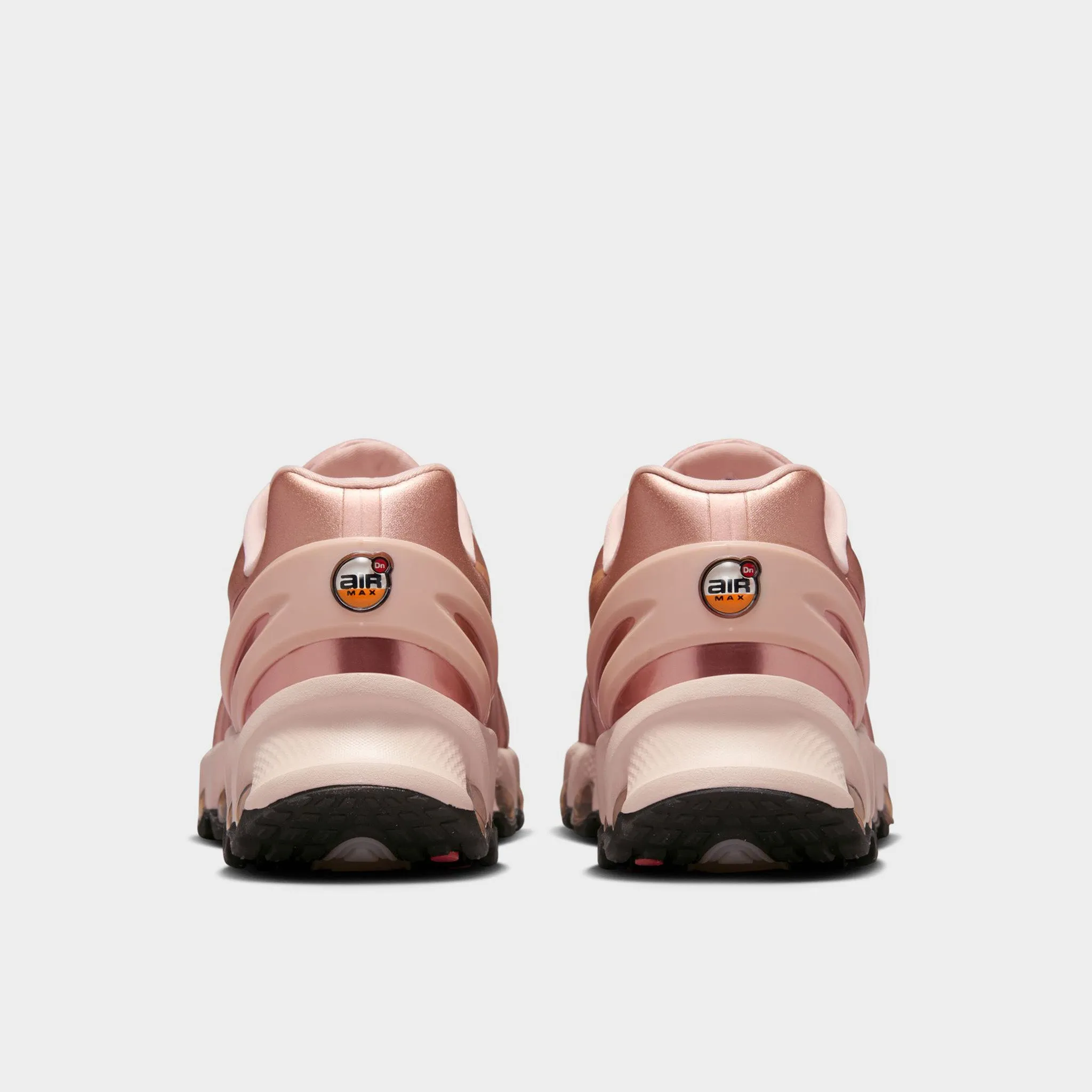 Time Saver Nike Women's Air Max Dn8 Metallic Red Bronze / Black - Particle Beige