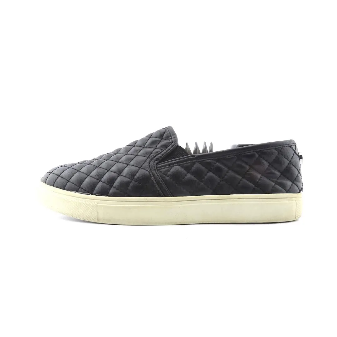STEVE MADDEN . Dive Gear Comfort Walk