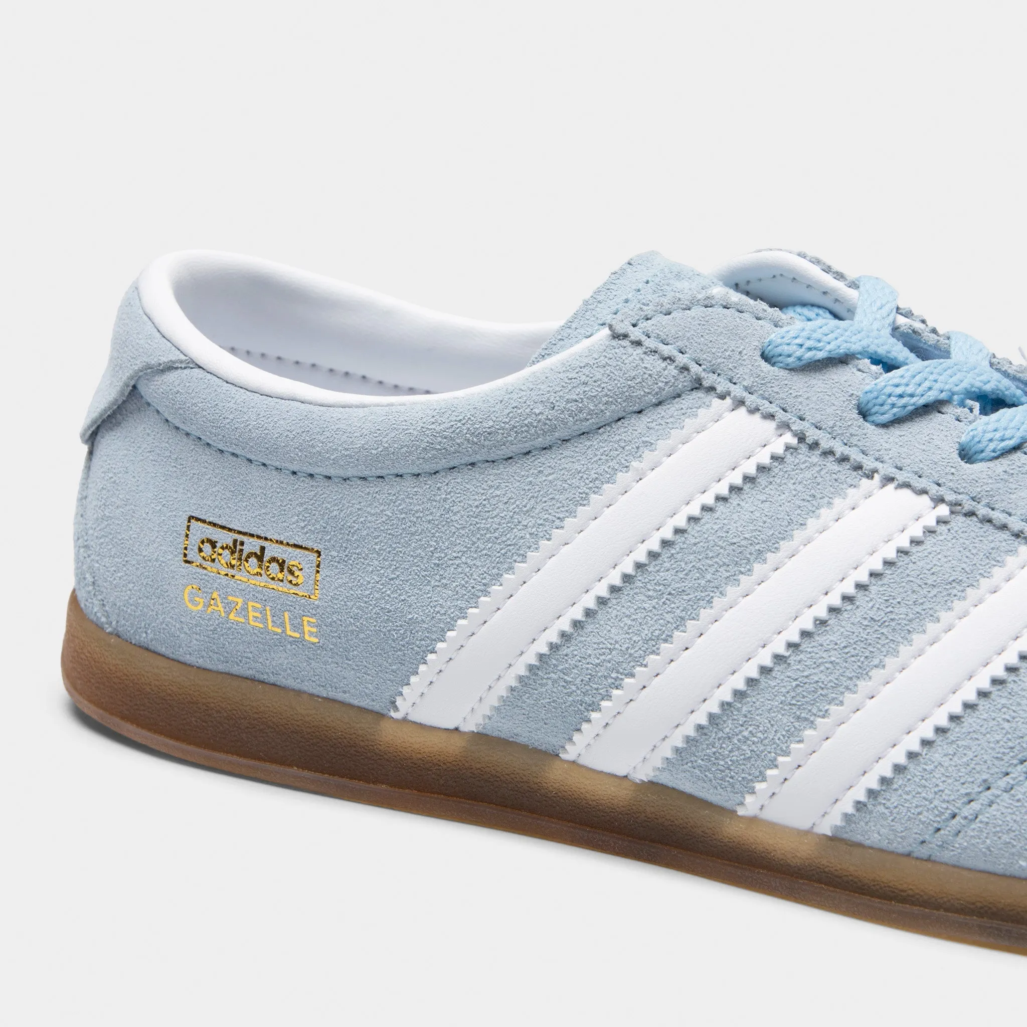 adidas Originals Women's Gazelle Lo Pro Clear Sky / White - Gum Autumn Cool Road Long