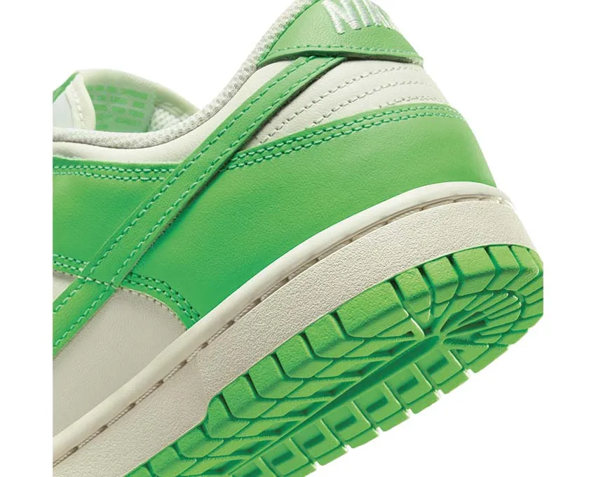 Nike Dunk Low W "Green Strike" Durability Ad Shoot