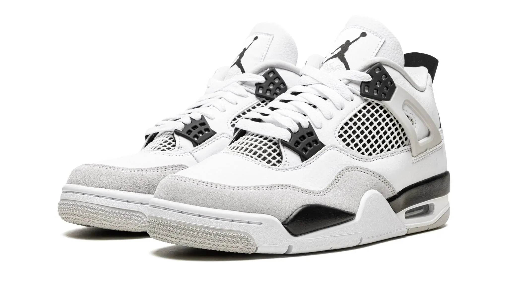 morning jog Air Jordan 4 Retro Military Black