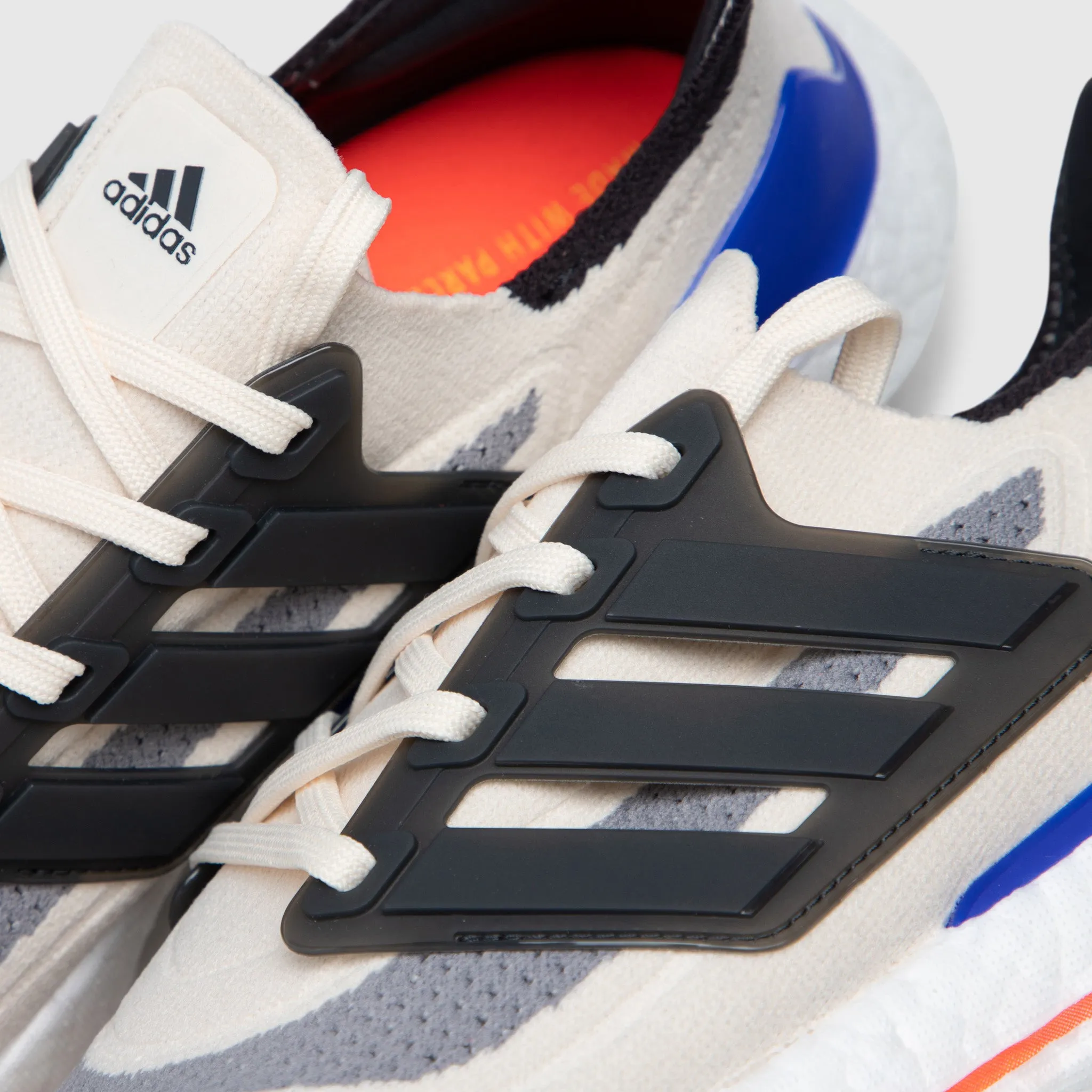 Forest Path adidas Ultraboost 21 White / Carbon - Solar Red