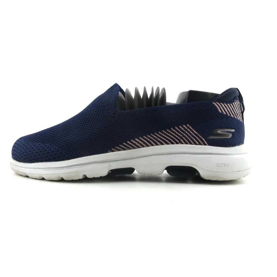 SKECHERS GO WALK 5 Adjustable Fit Day Long