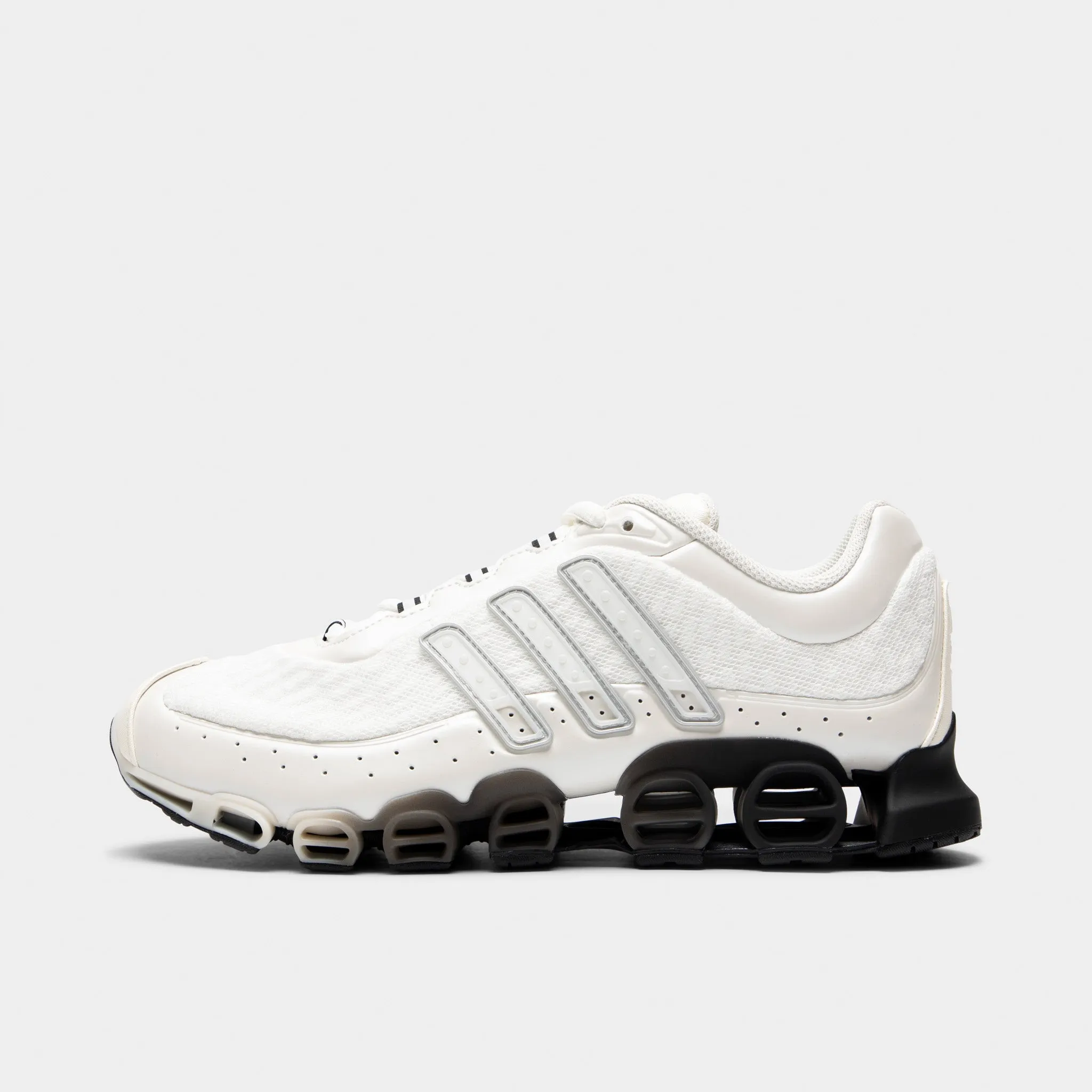 Ergonomic Design adidas Megaride Zero Metallic Silver / Black