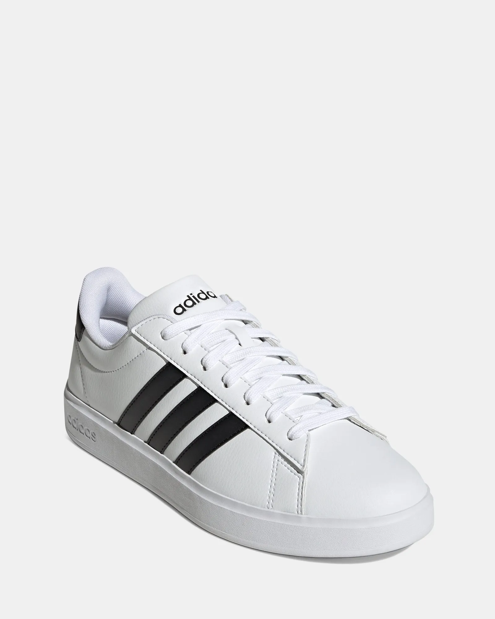 Grand Court 2.0 M White/Black Fire Walk