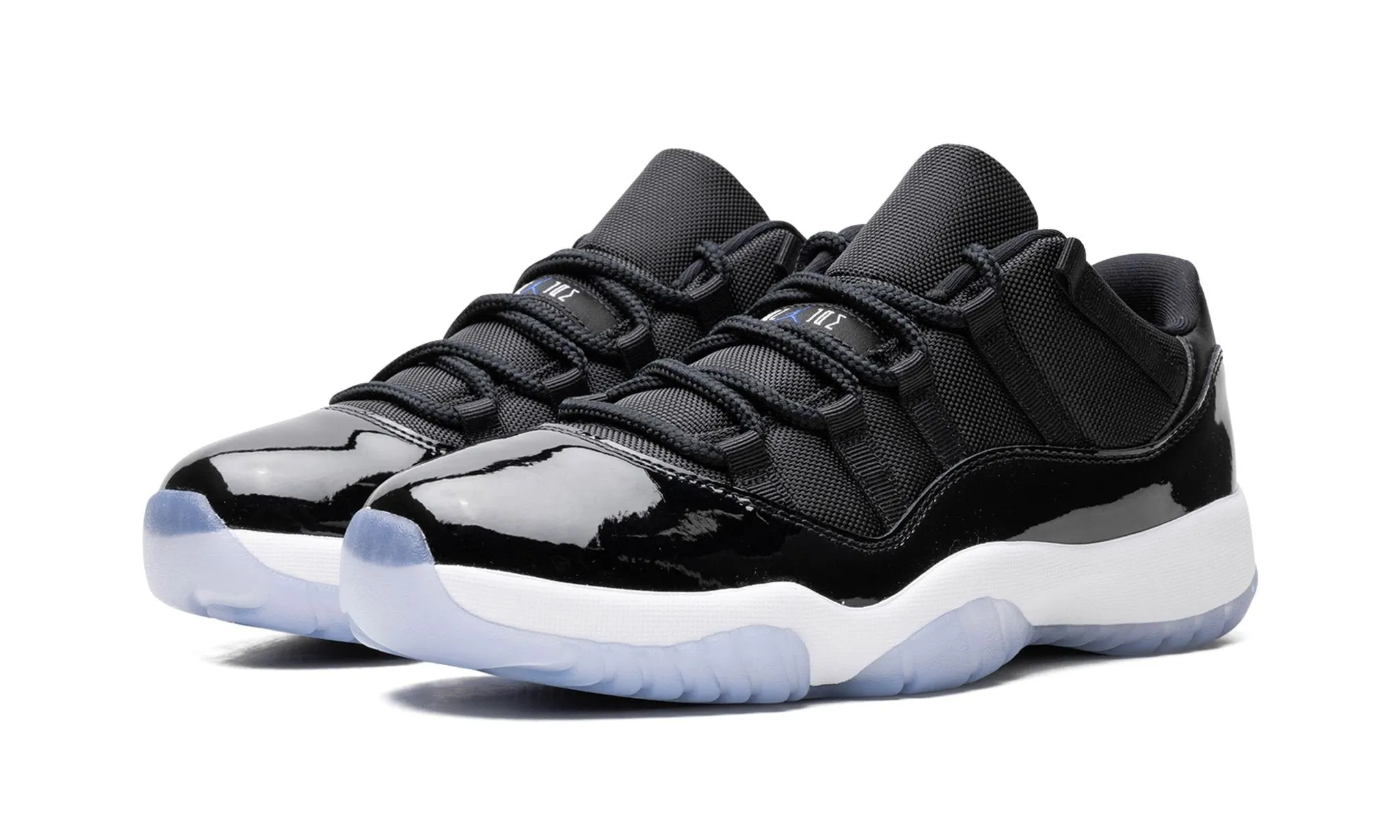 Air Jordan 11 Retro Low 'Space Jam' Short Trip