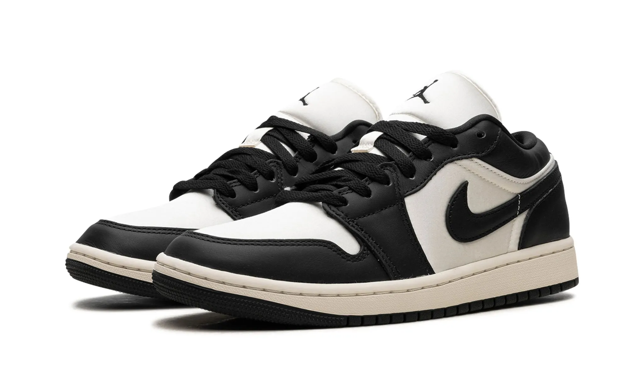 Performance Air Jordan 1 Low Vintage Panda