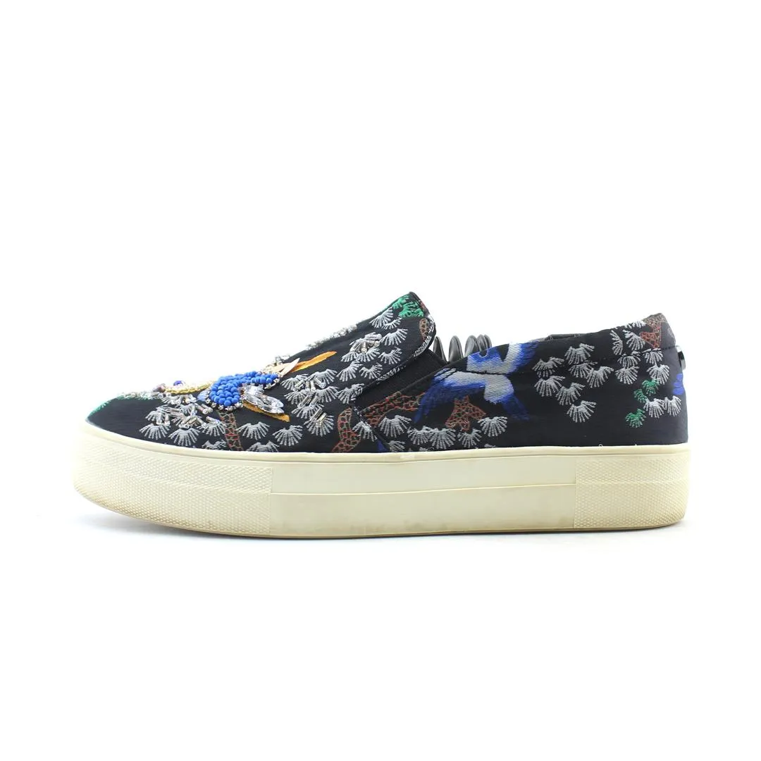 STEVE MADDEN . Rapid Motion