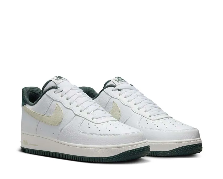 Nike Air Force 1 '07 LV8 Casual Support Lift Step